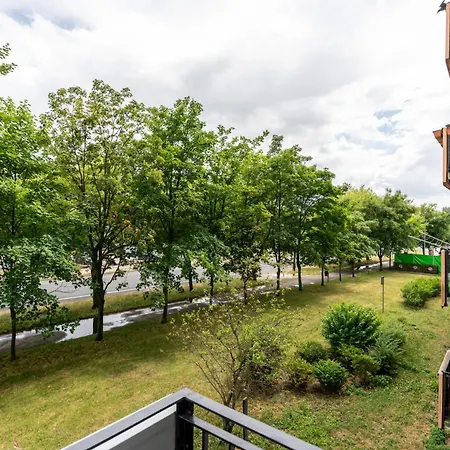 View With Balcony Winogrady By Renters Апартаменты