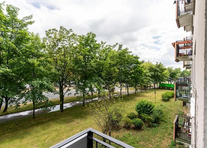 View With Balcony Winogrady By Renters Апартаменты