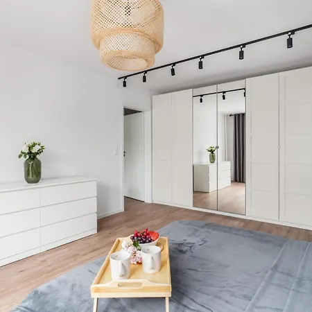 View With Balcony Winogrady By Renters Apartman Poznań